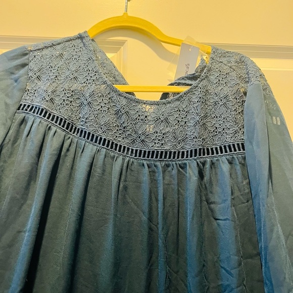 Nwt Navy long sleeves dress from Francesca's size large - Picture 4 of 4